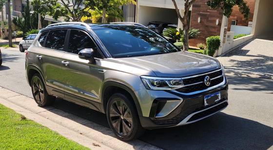 VOLKSWAGEN TAOS 1.4 250 TSI TOTAL FLEX HIGHLINE AUTOMÁTICO